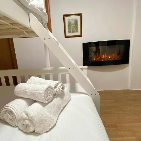 Comodo Estudio De 1 Y Facil Aparcam Apartment